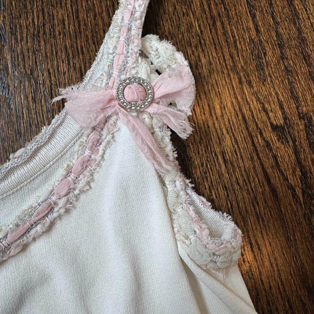 Escada Womens Tank Top Size Small Knit Ribbon Bow Pink Rhinestone White Cream - Picture 4 of 5